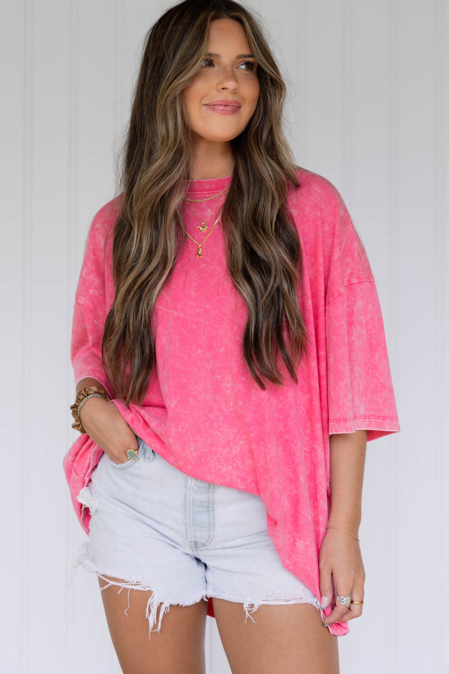 Acid Wash Boyfriend Tee / Fuschia