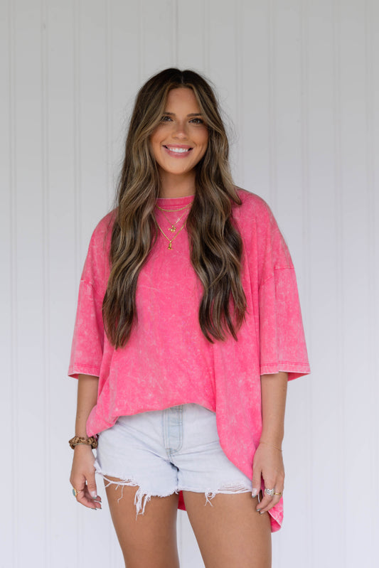 Acid Wash Boyfriend Tee / Fuschia