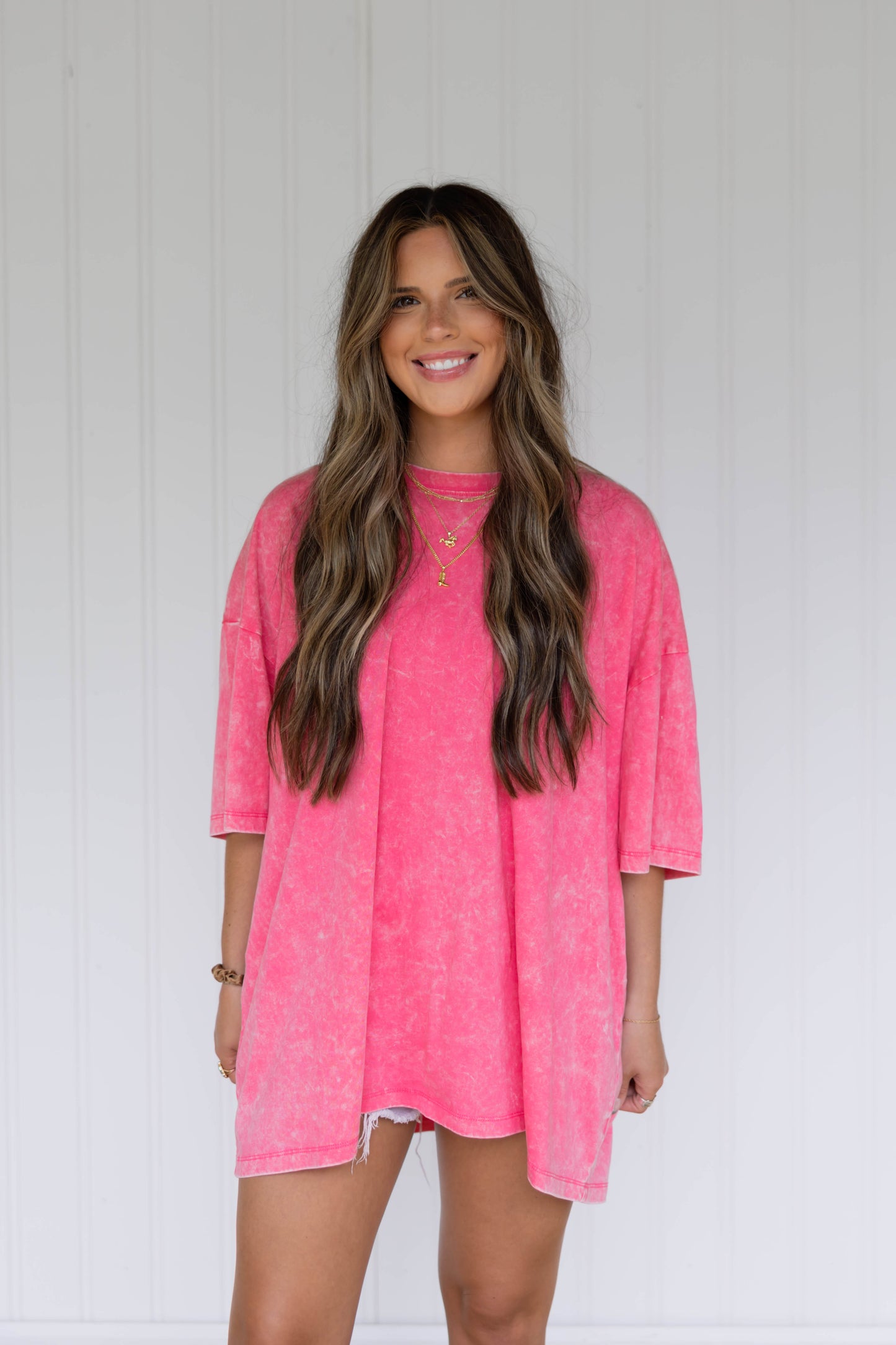 Acid Wash Boyfriend Tee / Fuschia