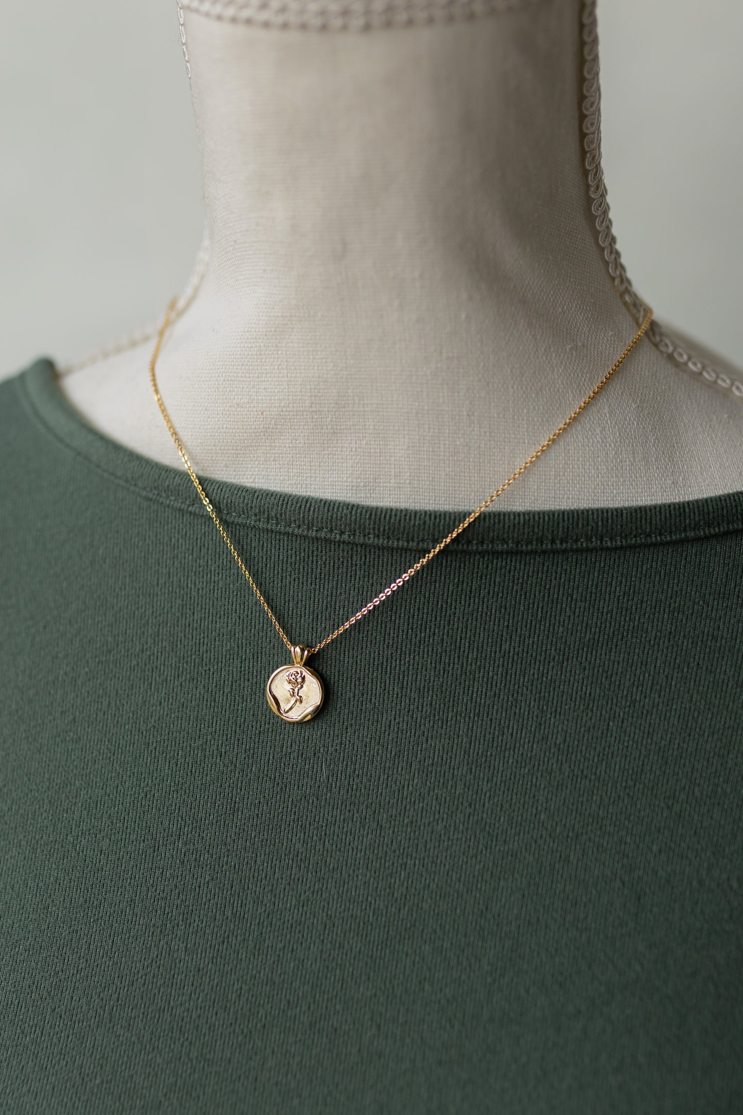 Flower Coin Pendant Necklace