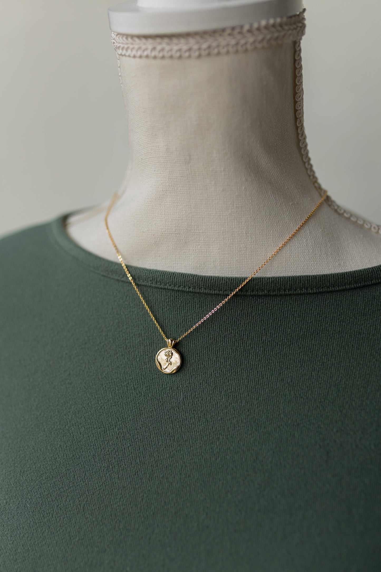 Flower Coin Pendant Necklace